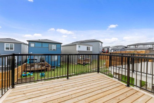 47 Carringvue Passage Nw, Calgary, AB 