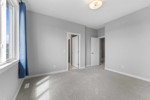 47 Carringvue Passage Nw, Calgary, AB 