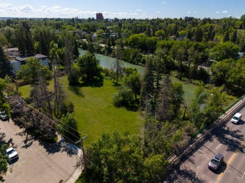 415 40 Avenue Sw, Calgary, AB 