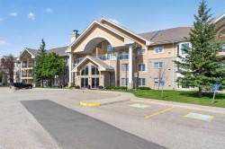 325-728 Country Hills Road NW Calgary, AB T3K 5K8
