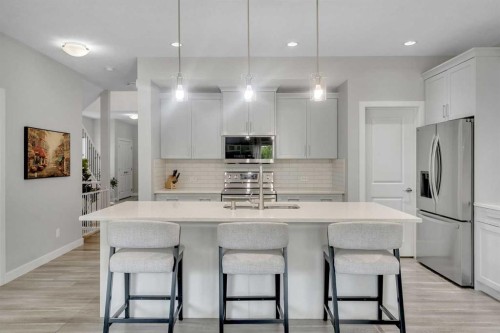 796 Coopers Crescent Sw, Airdrie, AB 