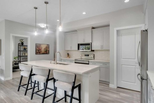796 Coopers Crescent Sw, Airdrie, AB 
