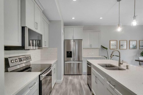 796 Coopers Crescent Sw, Airdrie, AB 