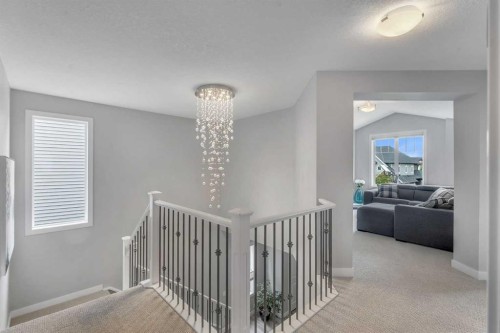 796 Coopers Crescent Sw, Airdrie, AB 