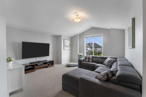 796 Coopers Crescent Sw, Airdrie, AB 