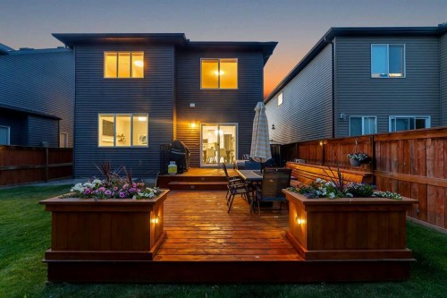 796 Coopers Crescent Sw, Airdrie, AB 