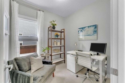 796 Coopers Crescent Sw, Airdrie, AB 