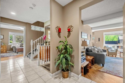 39 Deermoss Place Se, Calgary, AB 