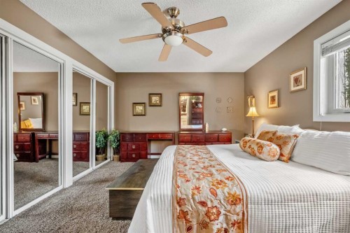 39 Deermoss Place Se, Calgary, AB 