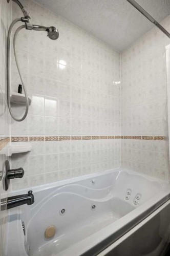 39 Deermoss Place Se, Calgary, AB 