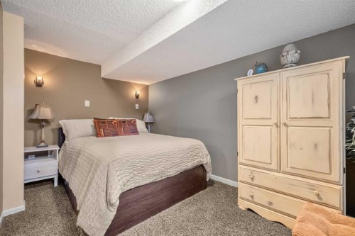 39 Deermoss Place Se, Calgary, AB 