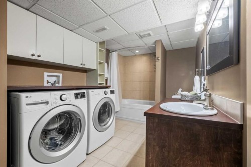 39 Deermoss Place Se, Calgary, AB 