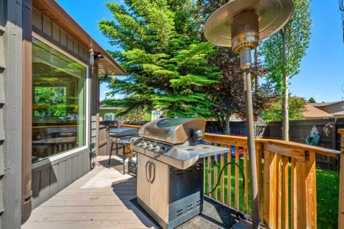 39 Deermoss Place Se, Calgary, AB 