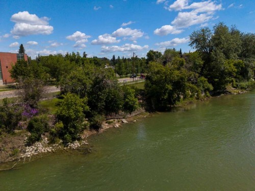 715 Sifton Boulevard Sw, Calgary, AB 