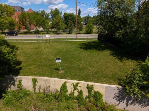 715 Sifton Boulevard Sw, Calgary, AB 