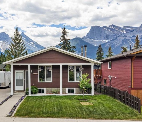 117 Kodiak Road  Canmore, AB T1W 1C5