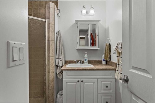 117 Kodiak Road, Canmore, AB 