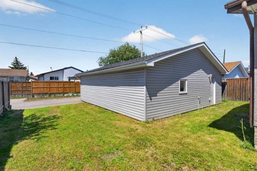 359 Maitland Crescent Ne, Calgary, AB 