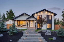 16 Calandar Road NW Calgary, AB T2L 0P6