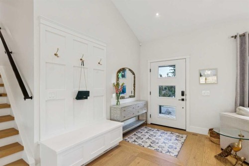 16 Calandar Road Nw, Calgary, AB - Indoor Photo Showing Other Room