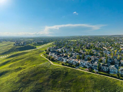 126 Tuscany Ravine Close Nw, Calgary, AB 