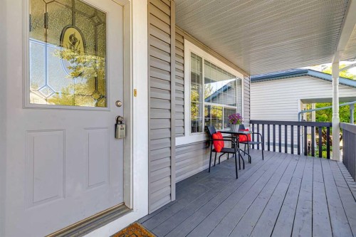 114 Bridlewood Close, Calgary, AB 