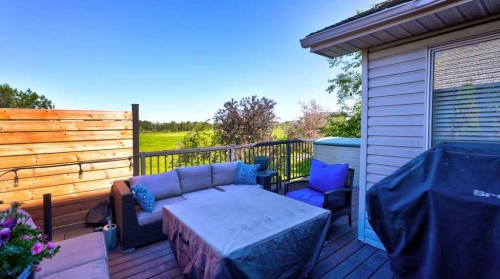 537 Douglas Glen Point Se, Calgary, AB 