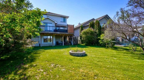 537 Douglas Glen Point Se, Calgary, AB 