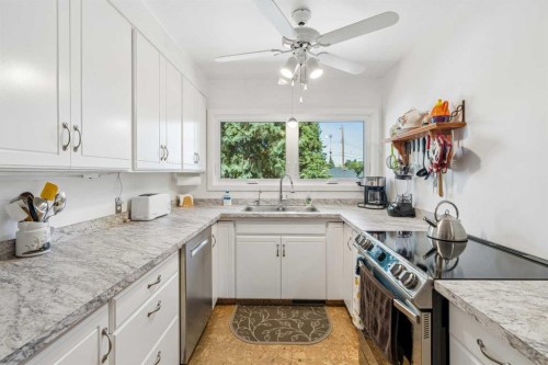 9403 Abbott Place Se, Calgary, AB 