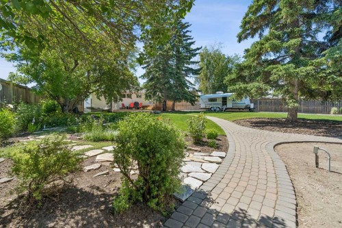 9403 Abbott Place Se, Calgary, AB 