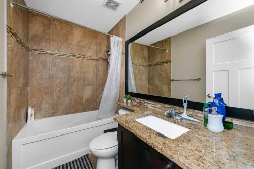 30 Saddlelake View Ne, Calgary, AB 