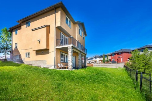 30 Saddlelake View Ne, Calgary, AB 