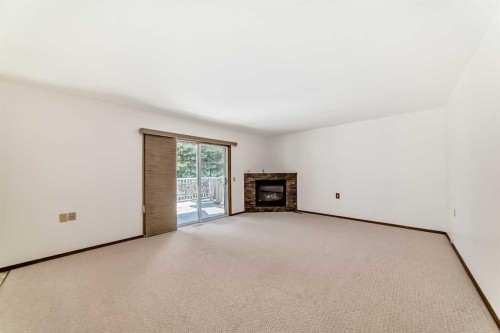 36 Woodside Close Nw, Airdrie, AB 