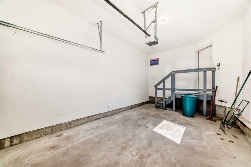 36 Woodside Close Nw, Airdrie, AB 