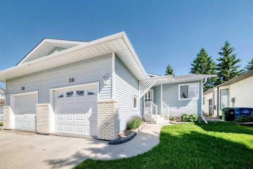 36 Woodside Close Nw, Airdrie, AB 