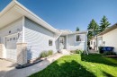 36 Woodside Close Nw, Airdrie, AB 