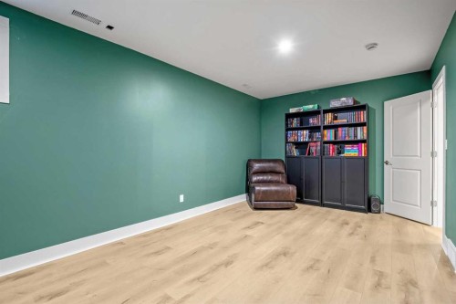 336 Butte Place, Stavely, AB - Indoor Photo Showing Other Room