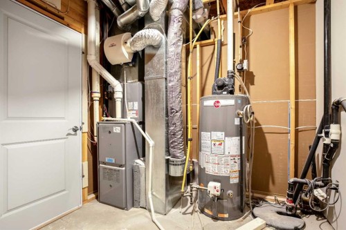 336 Butte Place, Stavely, AB - Indoor Photo Showing Basement