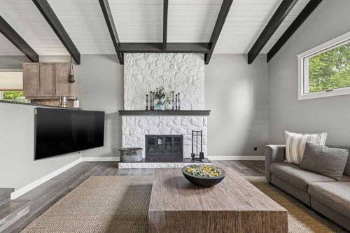 4024 Grove Hill Road Sw, Calgary, AB 