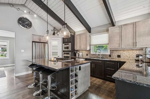 4024 Grove Hill Road Sw, Calgary, AB 