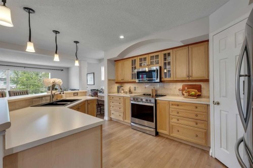 150 River Rock Place Se, Calgary, AB 