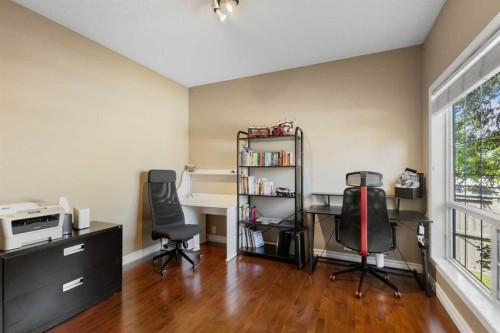226 Springbank Place Sw, Calgary, AB 