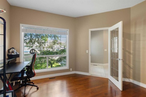 226 Springbank Place Sw, Calgary, AB 