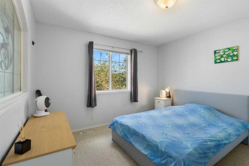226 Springbank Place Sw, Calgary, AB 