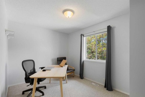 226 Springbank Place Sw, Calgary, AB 