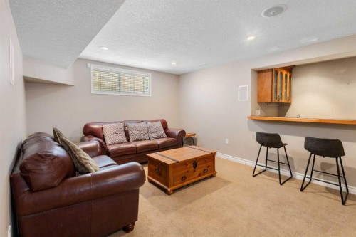 226 Springbank Place Sw, Calgary, AB 