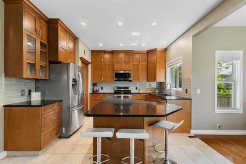 226 Springbank Place Sw, Calgary, AB 