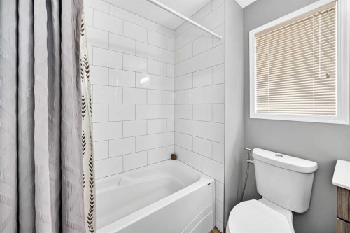 205 Hidden Hills Place Nw, Calgary, AB 