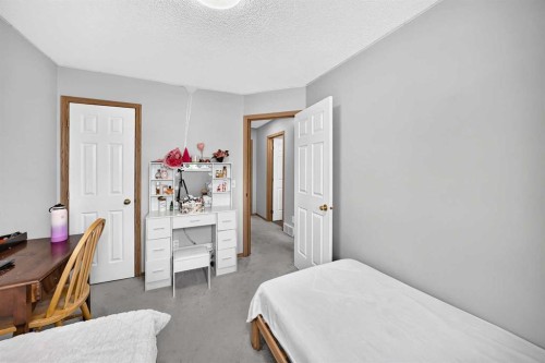 205 Hidden Hills Place Nw, Calgary, AB 