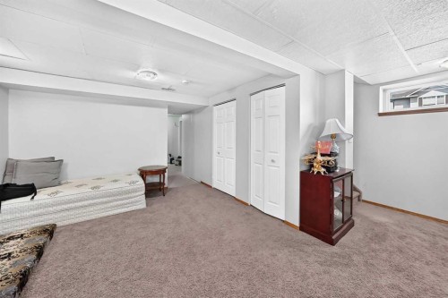 205 Hidden Hills Place Nw, Calgary, AB 